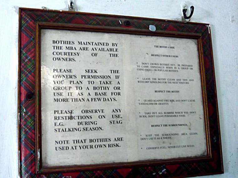 Bothy rules P1080722