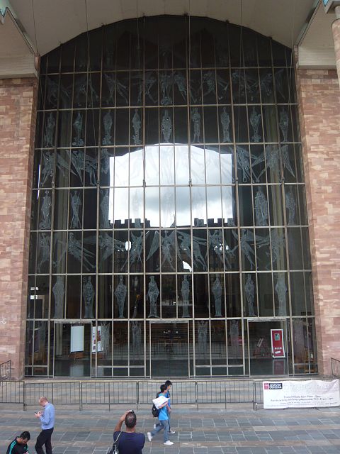 Coventry Cathedral P1090236